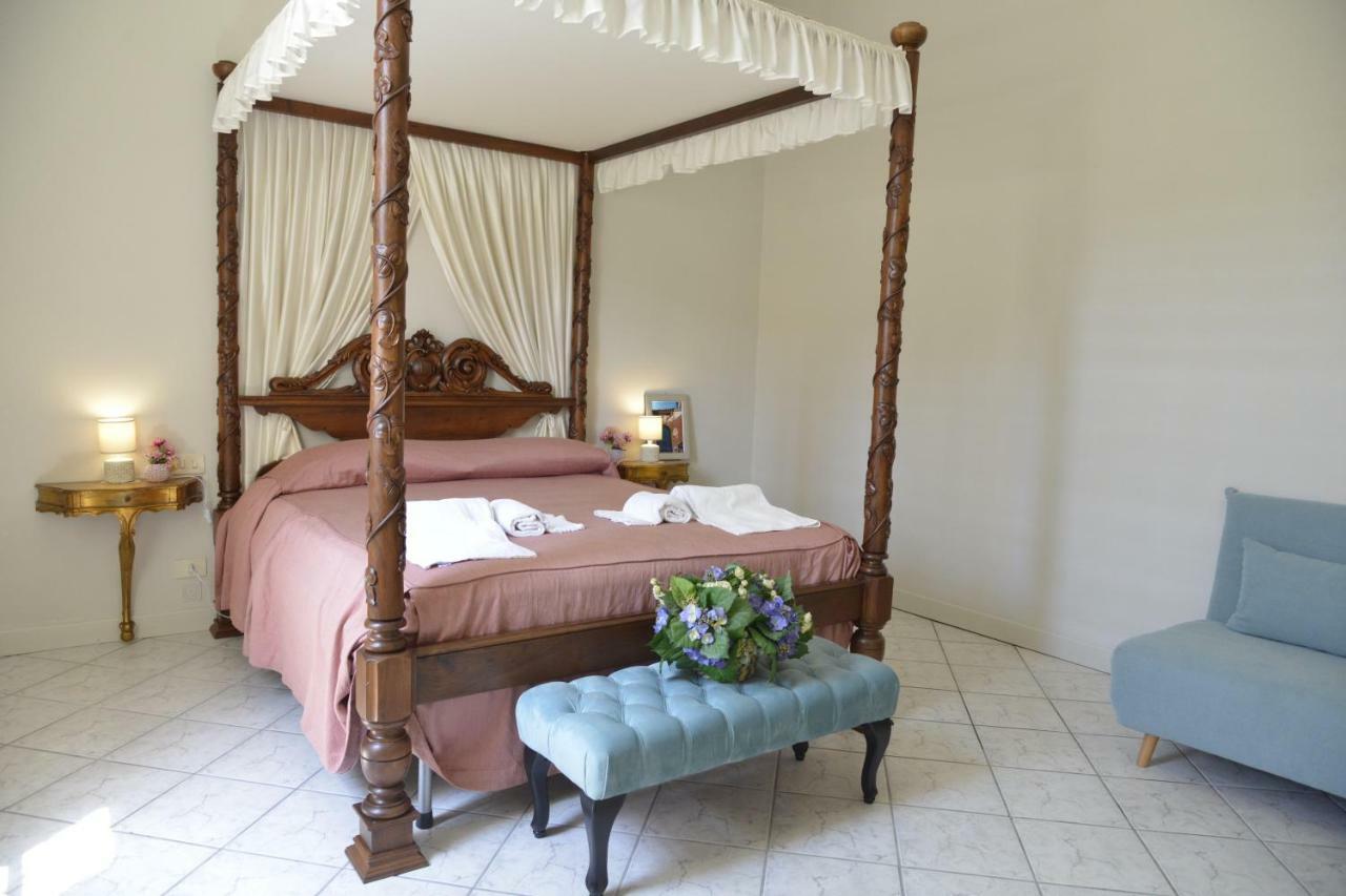 La Passerella Apartment ลุคคา ภายนอก รูปภาพ